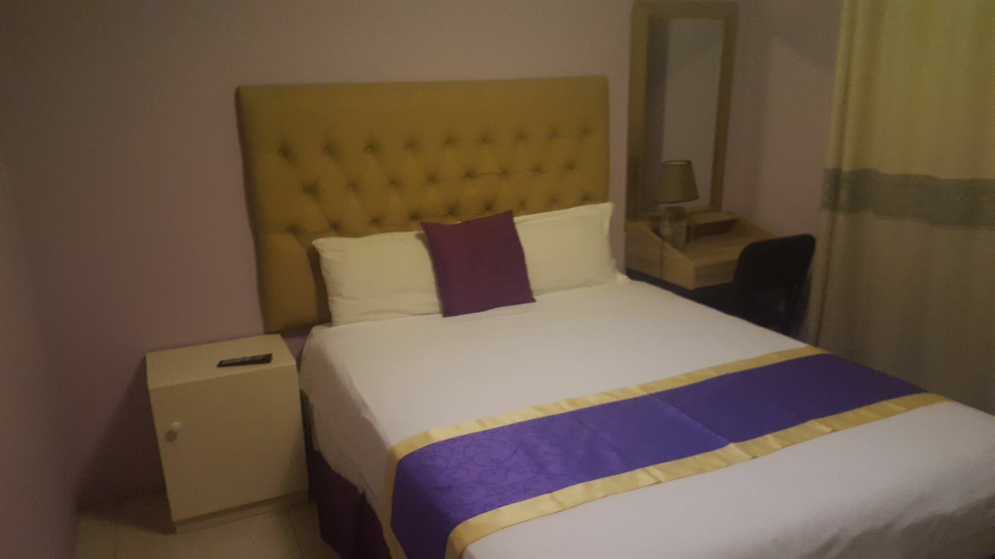 Mathlyn Guest House Francistown Ngoại thất bức ảnh