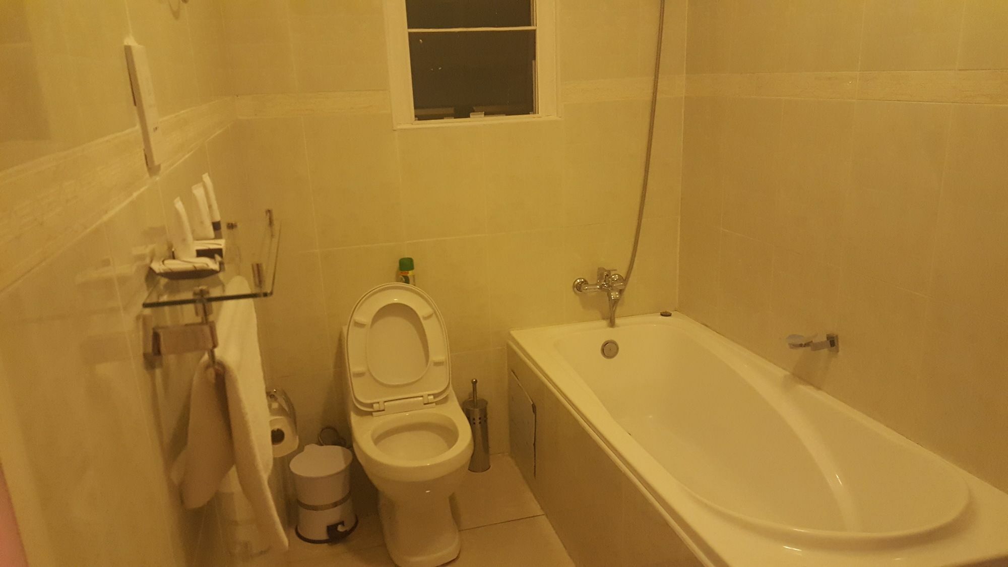 Mathlyn Guest House Francistown Ngoại thất bức ảnh