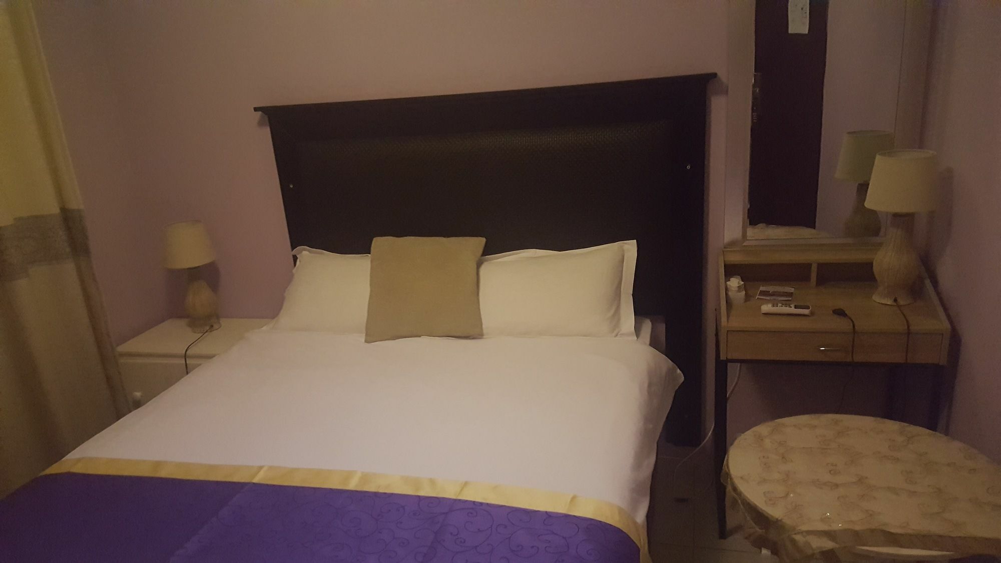 Mathlyn Guest House Francistown Ngoại thất bức ảnh