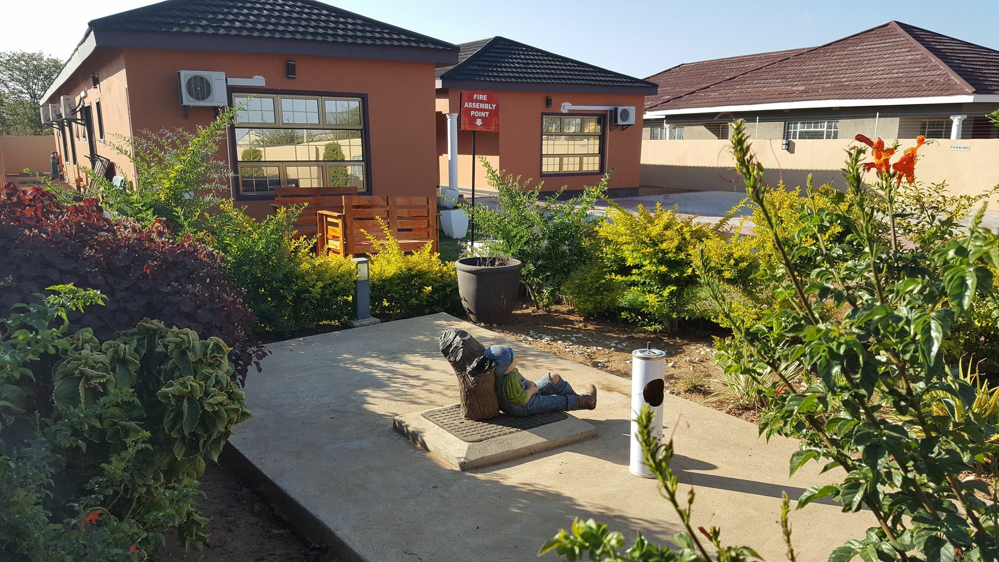 Mathlyn Guest House Francistown Ngoại thất bức ảnh